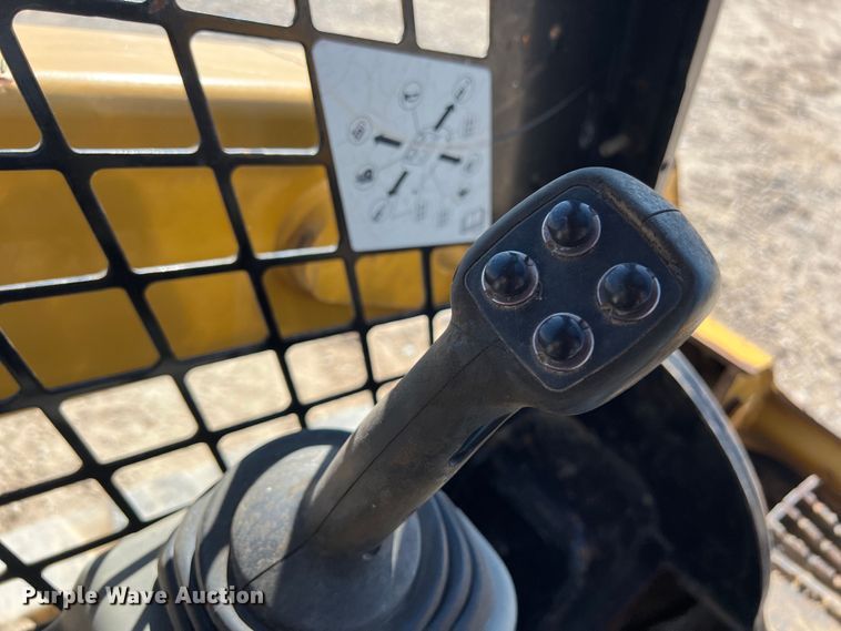 image for item DS3068 2015 Caterpillar 259D tracked skid steer loader