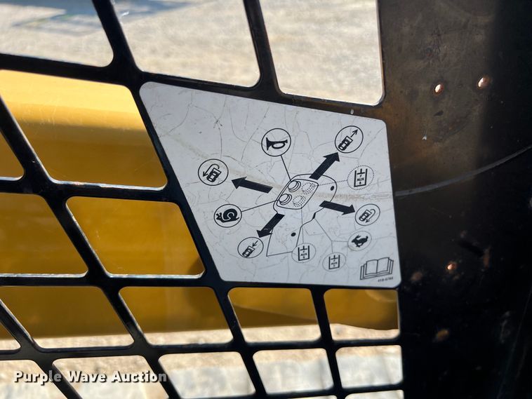 image for item DS3068 2015 Caterpillar 259D tracked skid steer loader