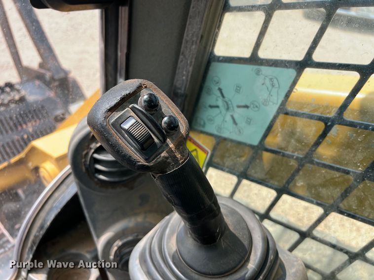 image for item DS3087 2017 Caterpillar 299D2 HXP tracked skid steer loader