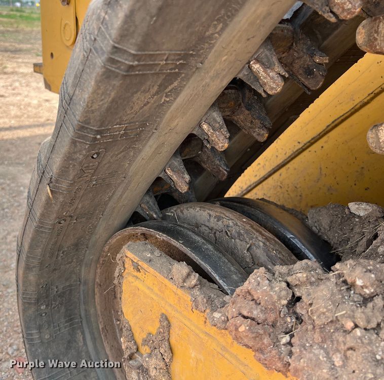 image for item DS3087 2017 Caterpillar 299D2 HXP tracked skid steer loader