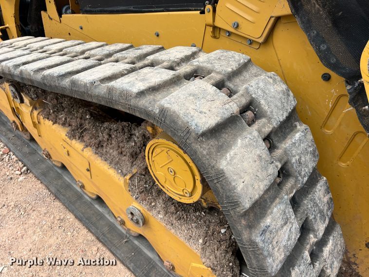 image for item DS3087 2017 Caterpillar 299D2 HXP tracked skid steer loader
