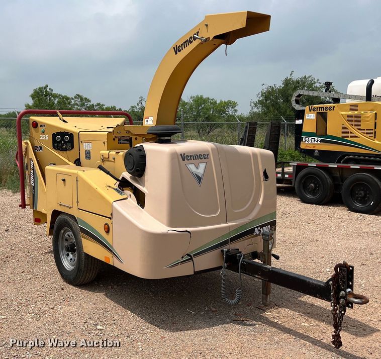 image for item DS3088 2009 Vermeer BC1000XL wood chipper