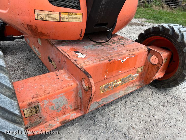 image for item DS3105 2014 JLG 600AJ boom lift