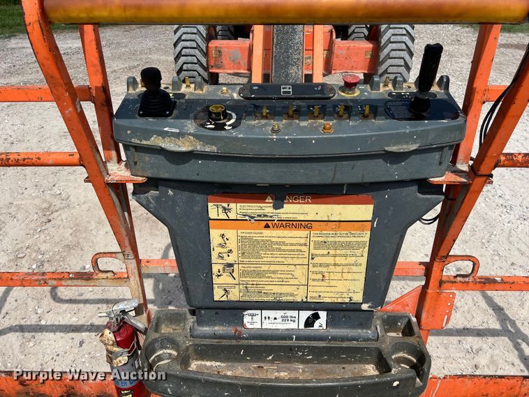 image for item DS3105 2014 JLG 600AJ boom lift