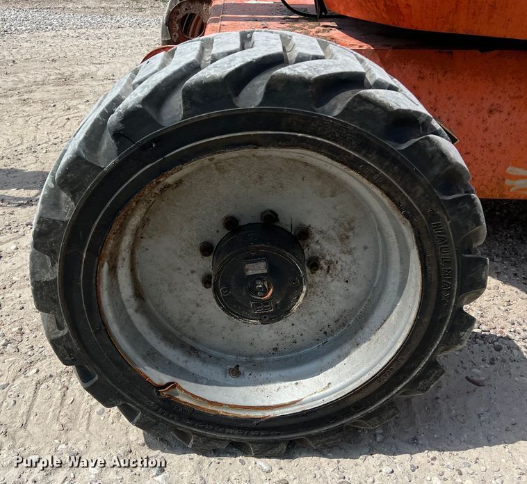 image for item DS3105 2014 JLG 600AJ boom lift