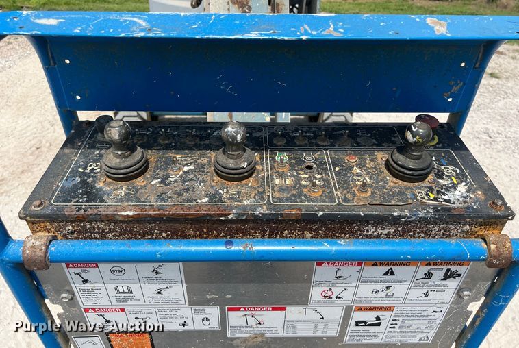 image for item DS3106 2015 Genie Z-45/25J boom lift