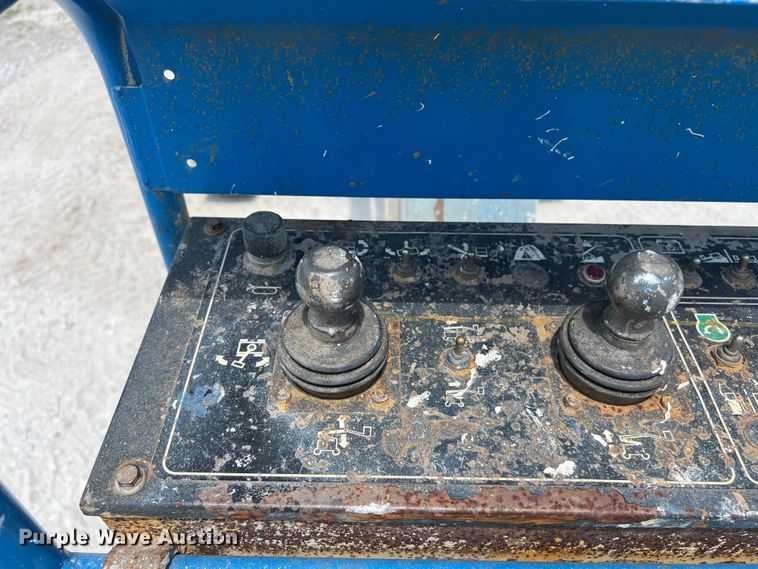 image for item DS3106 2015 Genie Z-45/25J boom lift