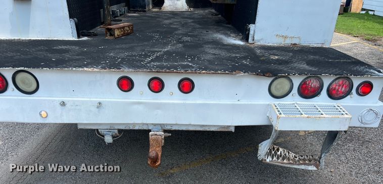 image for item DS3108 2011 Ford F550 Super Duty XL bucket truck