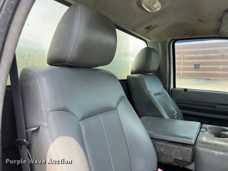 image for item DS3108 2011 Ford F550 Super Duty XL bucket truck