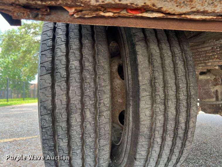 image for item DS3108 2011 Ford F550 Super Duty XL bucket truck