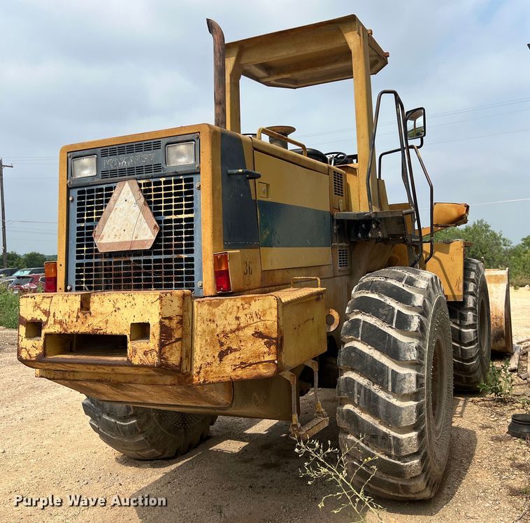 image for item DS3111 1994 Komatsu WA250-1 wheel loader