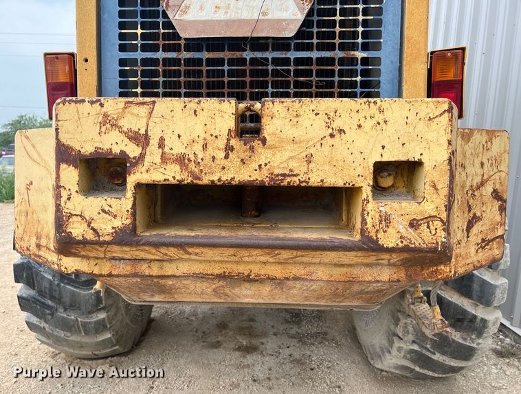 image for item DS3111 1994 Komatsu WA250-1 wheel loader