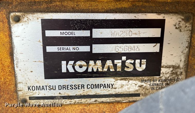 image for item DS3111 1994 Komatsu WA250-1 wheel loader