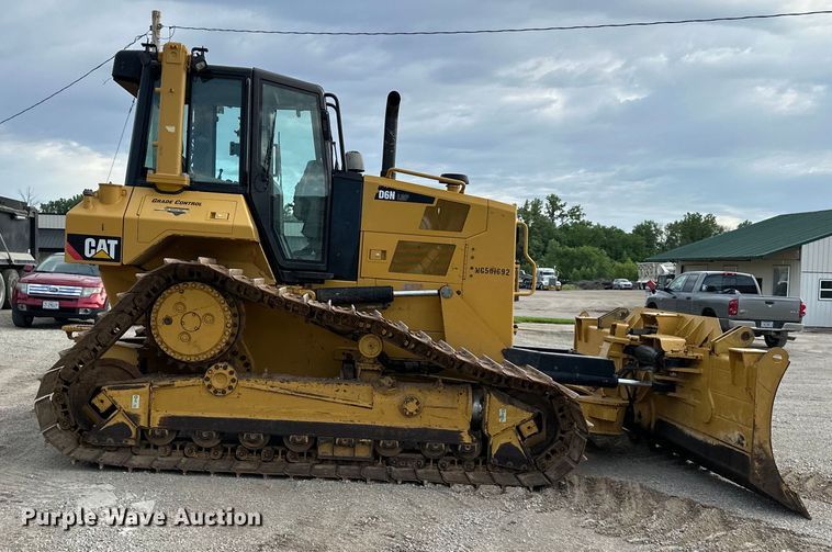 image for item DS4168 2018 Caterpillar  D6N LGP dozer