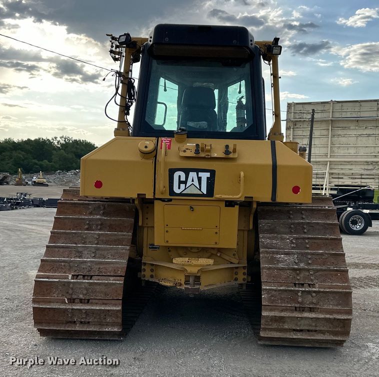 image for item DS4168 2018 Caterpillar  D6N LGP dozer