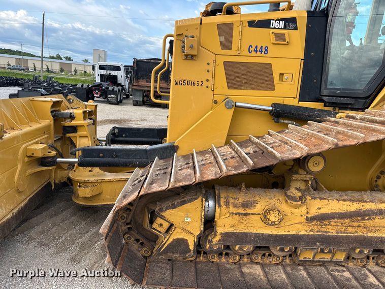 image for item DS4168 2018 Caterpillar  D6N LGP dozer