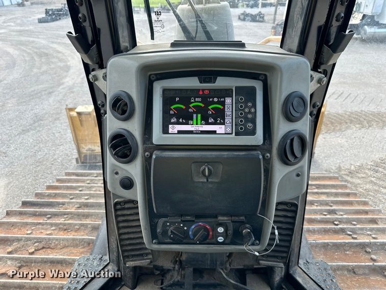 image for item DS4168 2018 Caterpillar  D6N LGP dozer