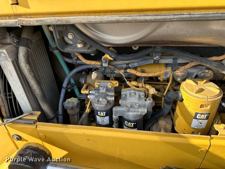 image for item DS4168 2018 Caterpillar  D6N LGP dozer