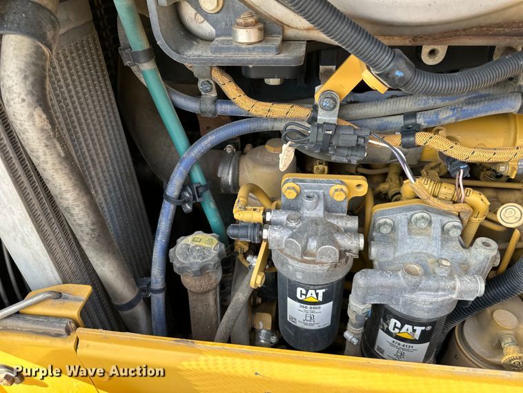 image for item DS4168 2018 Caterpillar  D6N LGP dozer