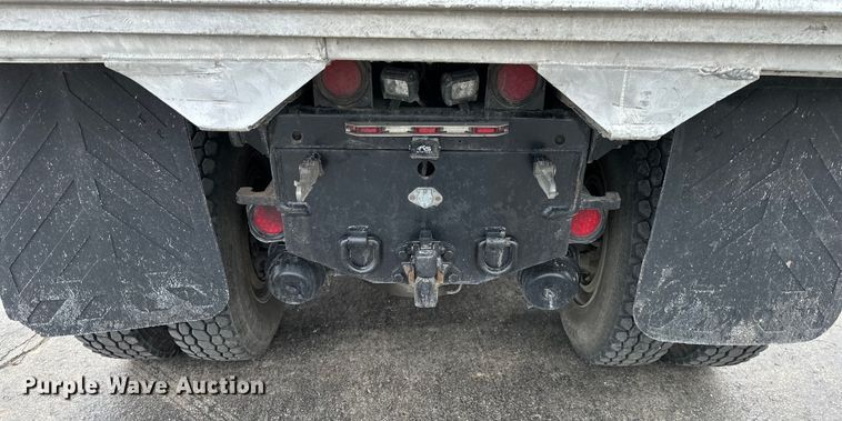 image for item DS4169 2004 Kenworth  T800 dump truck