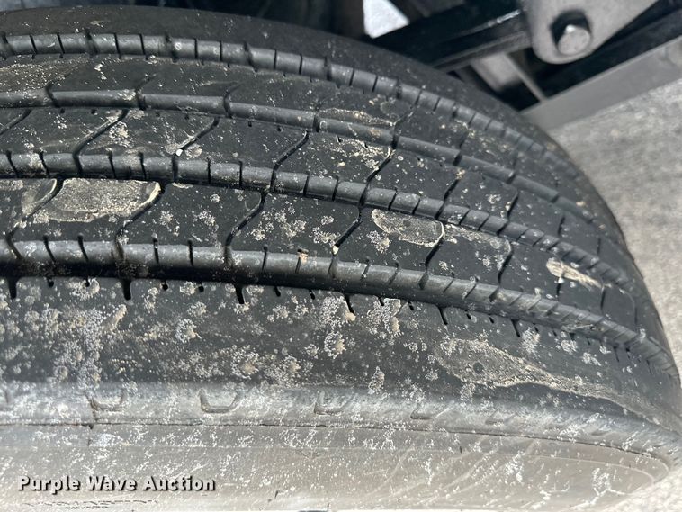 image for item DS4169 2004 Kenworth  T800 dump truck