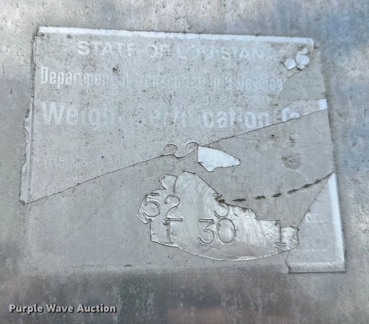 image for item DS4169 2004 Kenworth  T800 dump truck