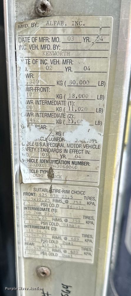 image for item DS4169 2004 Kenworth  T800 dump truck