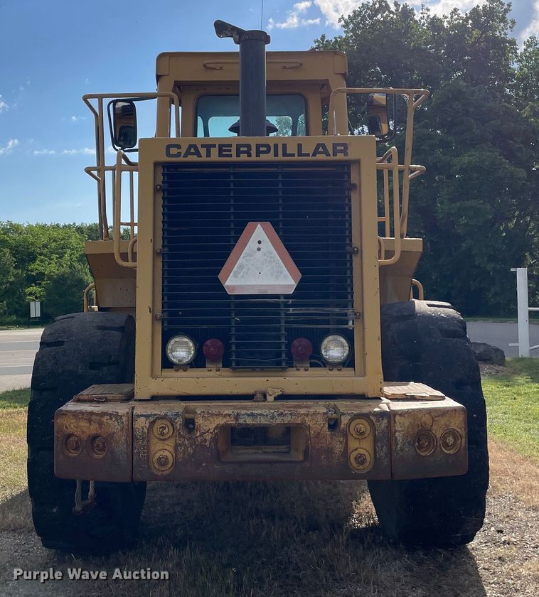 image for item DS5524 1983 Caterpillar  966D wheel loader