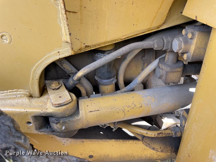 image for item DS5524 1983 Caterpillar  966D wheel loader