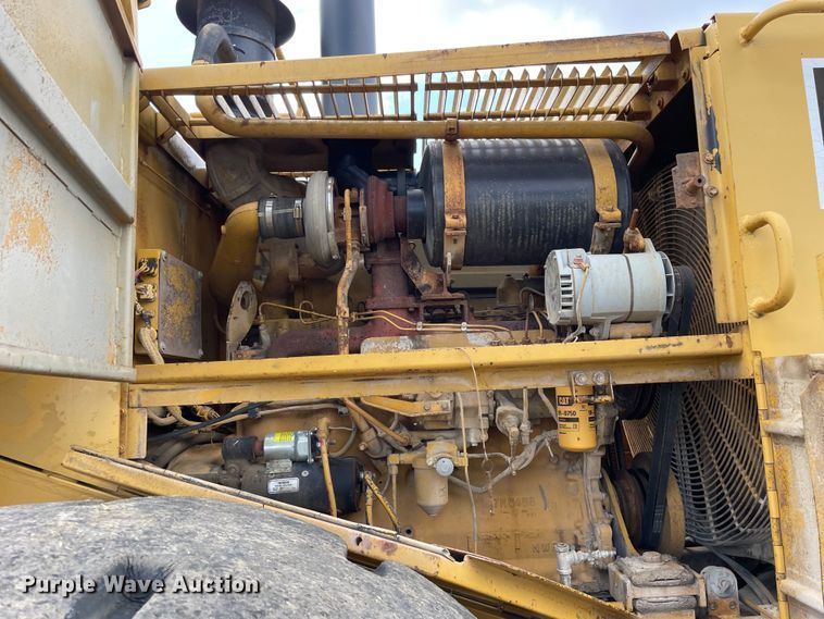 image for item DS5524 1983 Caterpillar  966D wheel loader