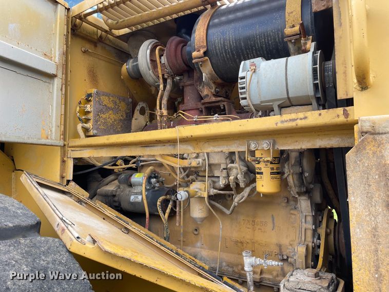 image for item DS5524 1983 Caterpillar  966D wheel loader