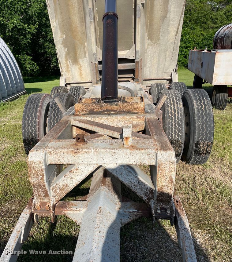 image for item DS5525 2001 Hawkeye end dump pup trailer