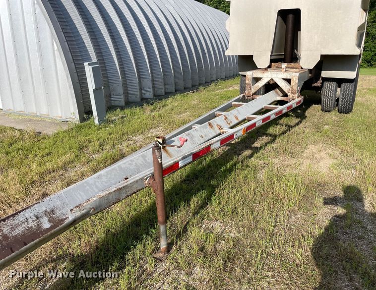 image for item DS5525 2001 Hawkeye end dump pup trailer