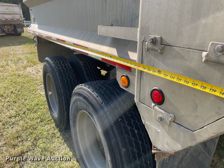 image for item DS5525 2001 Hawkeye end dump pup trailer