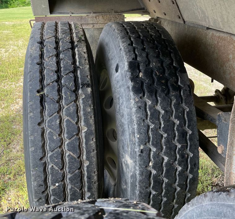 image for item DS5525 2001 Hawkeye end dump pup trailer