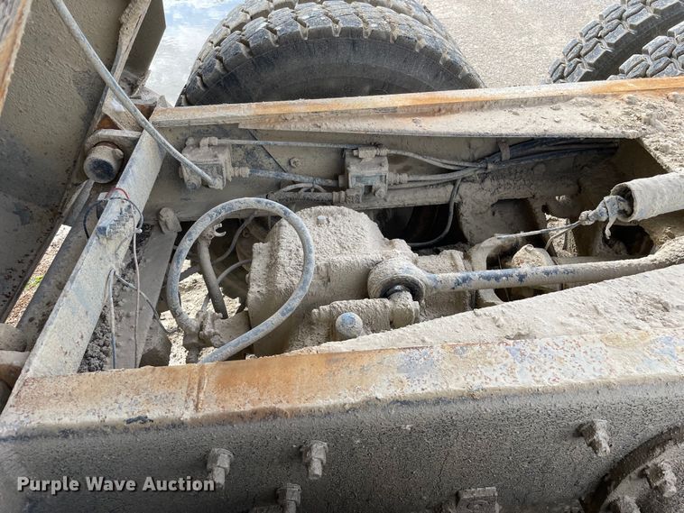 image for item DS5526 1996 Mack  DM688SX dump truck