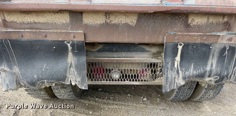 image for item DS5526 1996 Mack  DM688SX dump truck