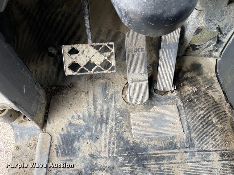 image for item DS5526 1996 Mack  DM688SX dump truck