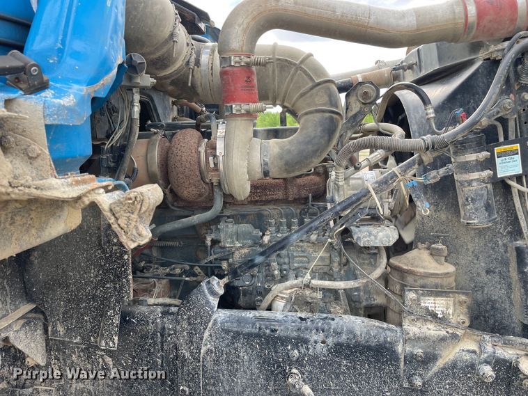 image for item DS5526 1996 Mack  DM688SX dump truck