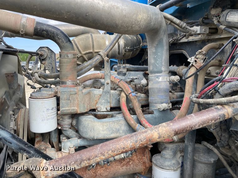 image for item DS5526 1996 Mack  DM688SX dump truck