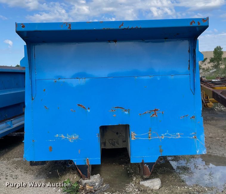 image for item DS5527 McClain Galion 650F dump bed