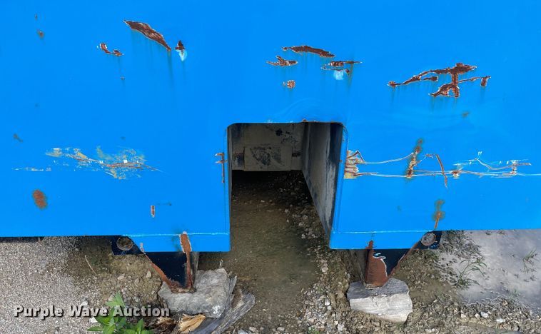 image for item DS5527 McClain Galion 650F dump bed