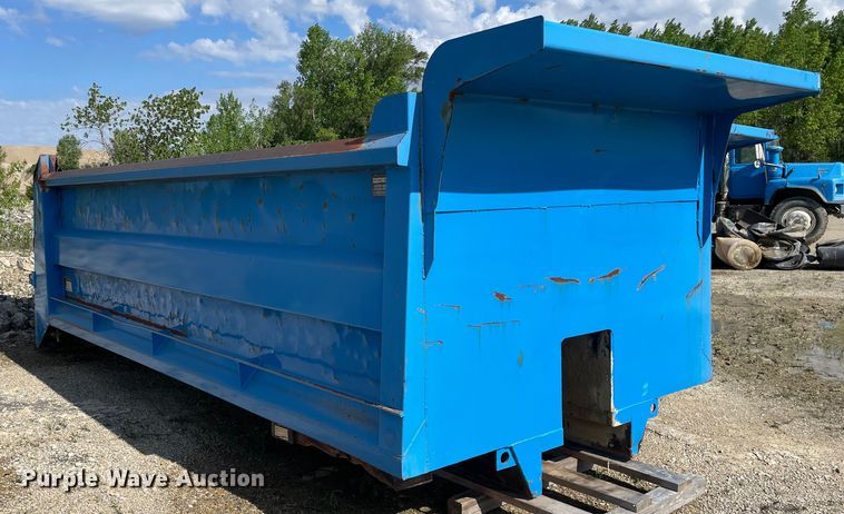 image for item DS5528 McClain Galion 650F dump bed