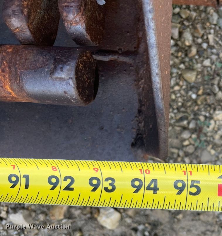 image for item DS5528 McClain Galion 650F dump bed