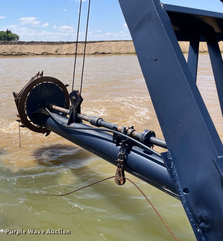 image for item DS5532 Sand dredge
