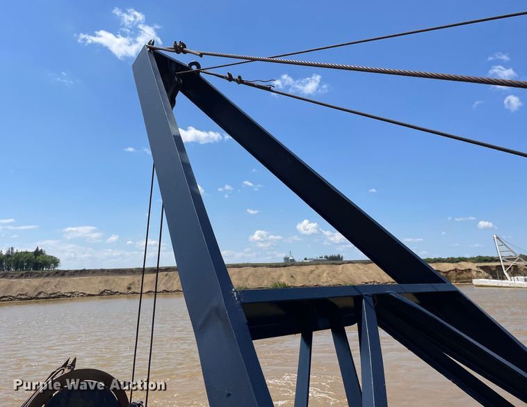image for item DS5532 Sand dredge