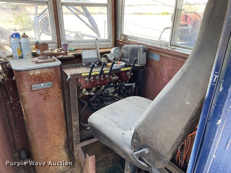 image for item DS5532 Sand dredge