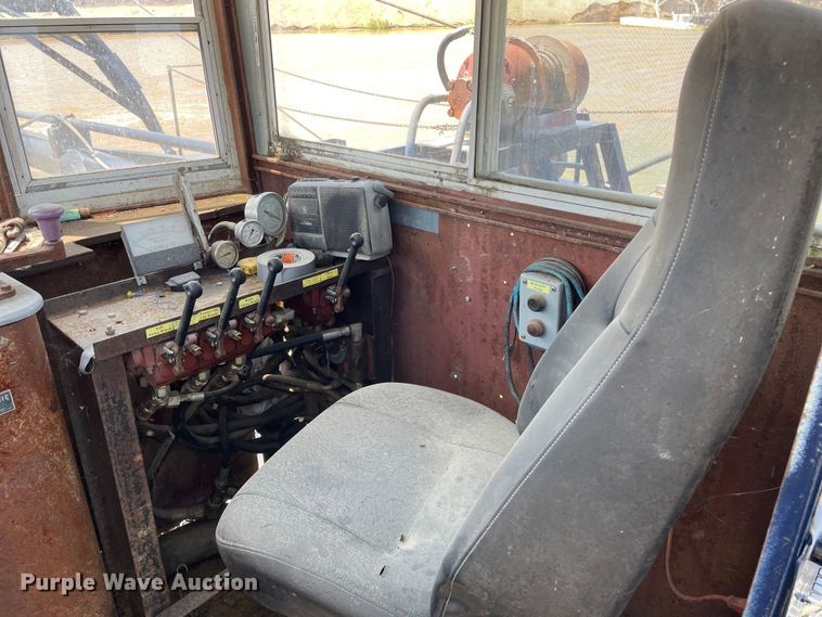 image for item DS5532 Sand dredge