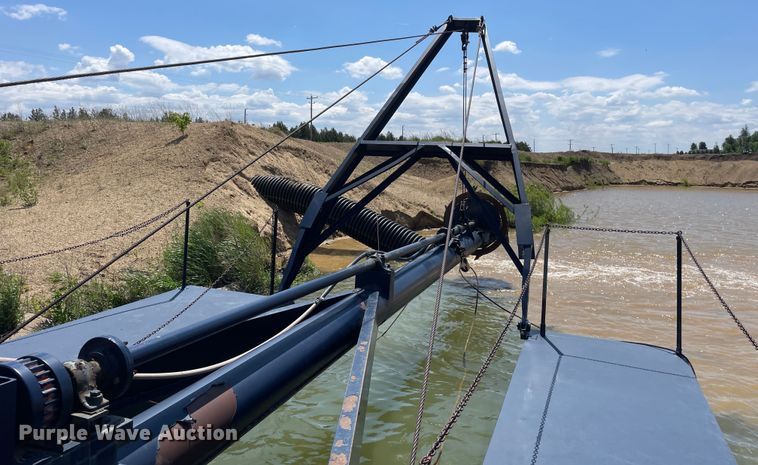 image for item DS5532 Sand dredge
