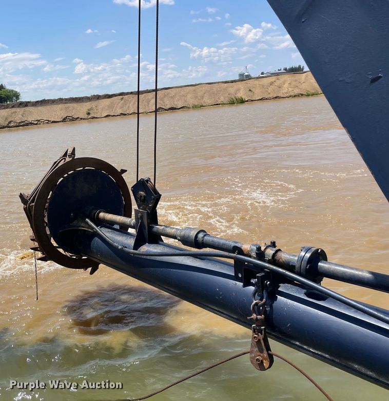 image for item DS5532 Sand dredge
